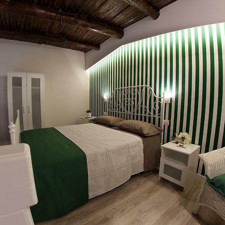 Relais Al Museo Hotel Naples Luaran gambar