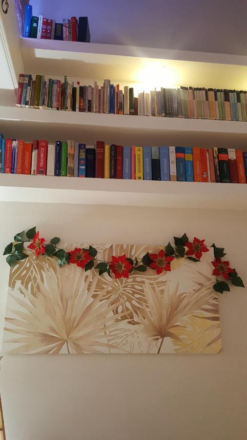 Relais Al Museo Hotel Naples Luaran gambar